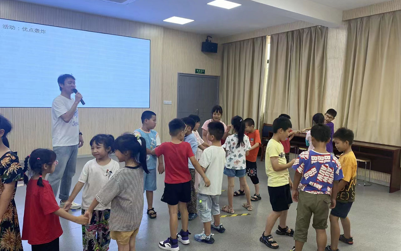 三河龙观乡中心学校